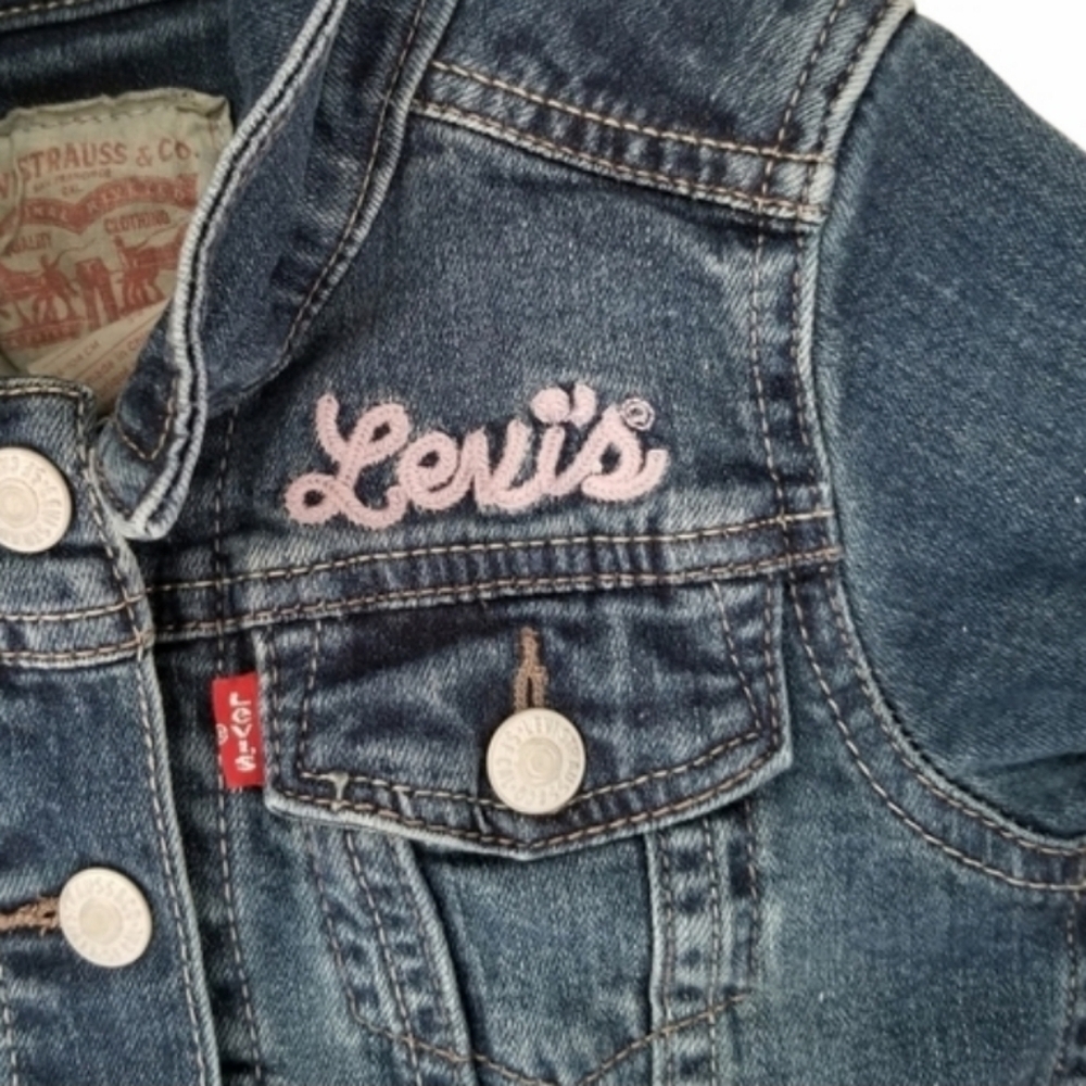 Levi's Levis Girls Denim Trucker Jacket Size XS Floral Embroidered Applique Logo